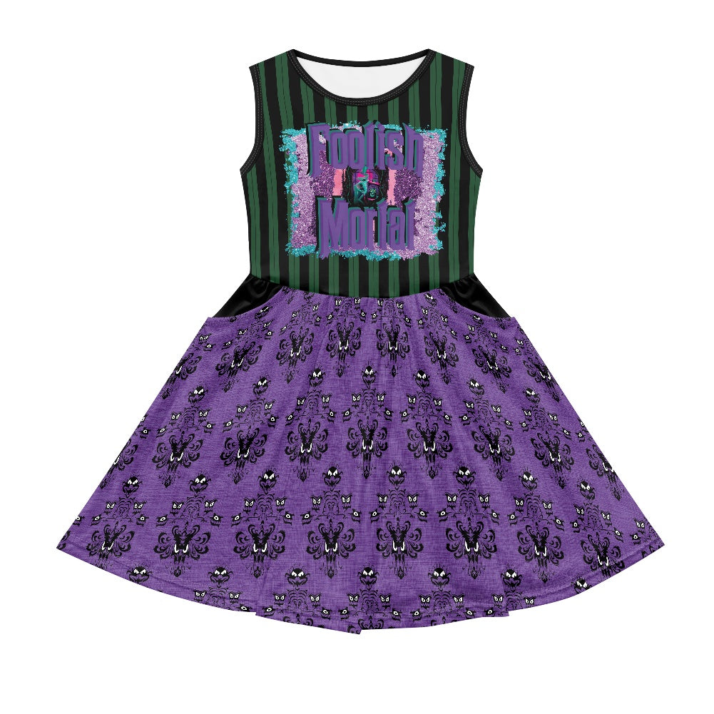 HM Wallpaper- Girl's dress with pockets