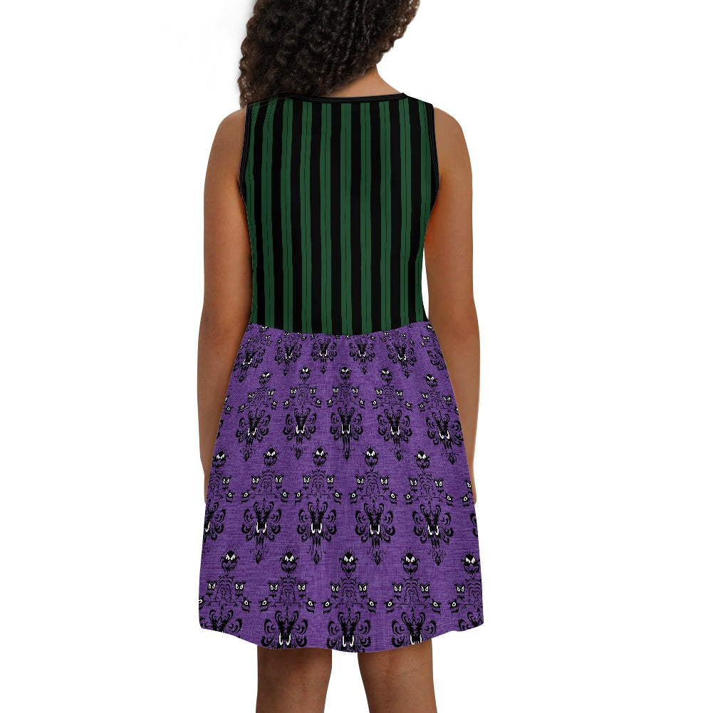 HM Wallpaper- Girl's dress with pockets